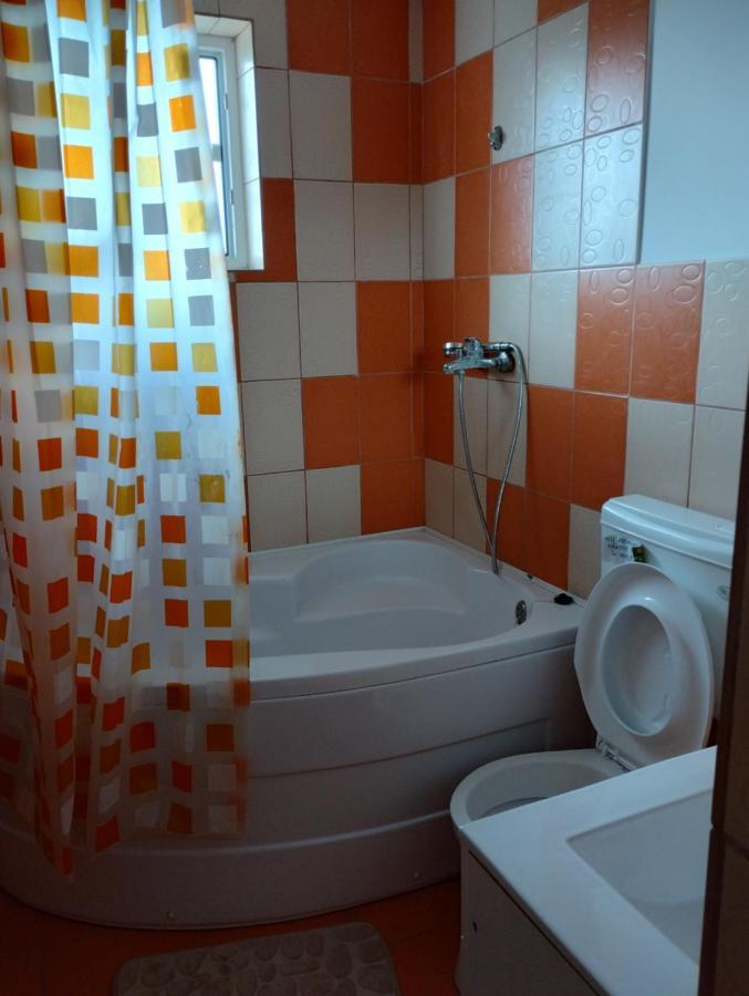 Casa Doina Hotel Douăzeci şi Trei August Kültér fotó