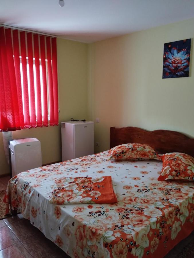 Casa Doina Hotel Douăzeci şi Trei August Kültér fotó
